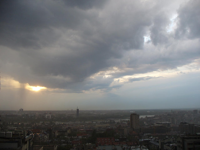 index028002.jpg